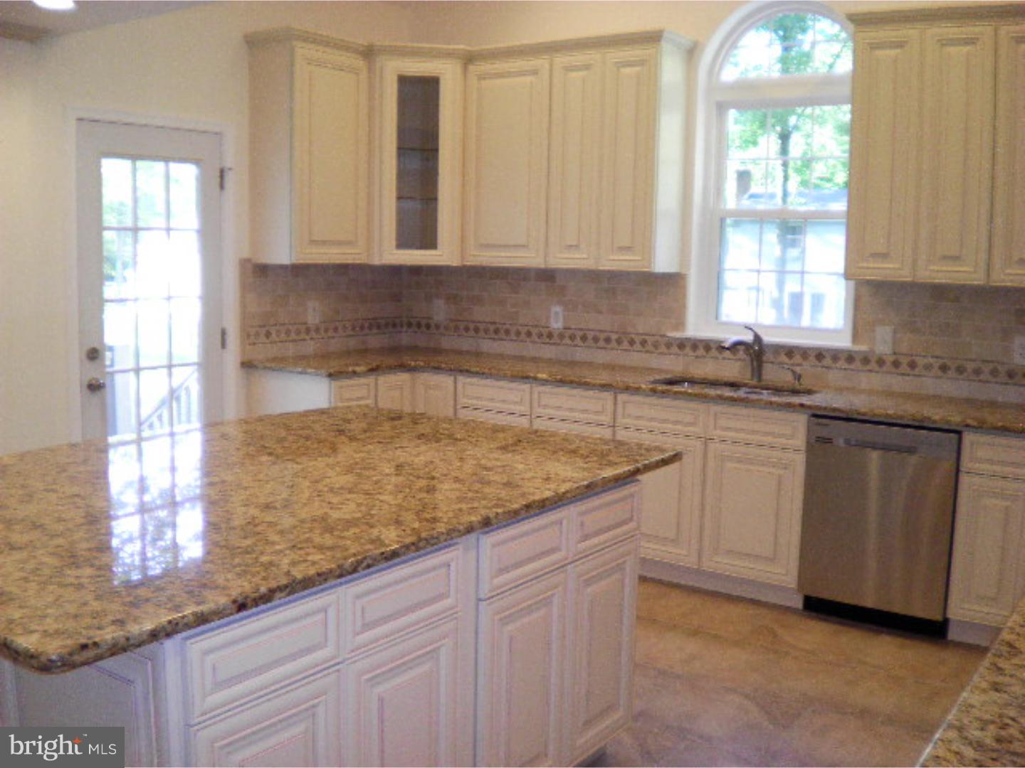 209 Allen Drive Exton, PA 19341 - Photo 6 of 23 Gallery Image 6