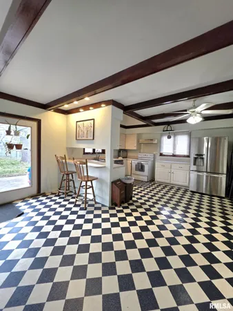 $115,000 | 1434 Monroe Street, Quincy, IL 62301