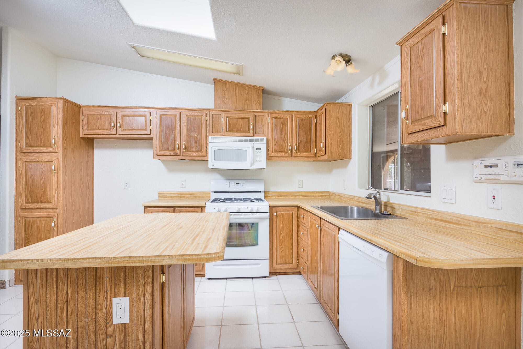 3173 West Williams Road Benson, AZ 85602 - Photo 10 of 47 Gallery Image 10