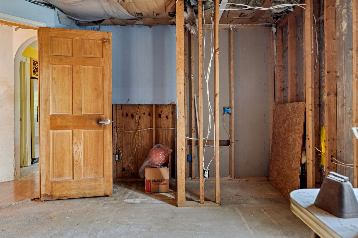 297 Springer Road Binghamton, NY 13904 - Photo 11 of 49