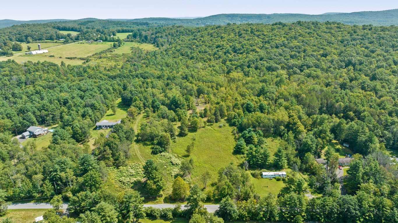 297 Springer Road Binghamton, NY 13904 - Photo 29 of 49