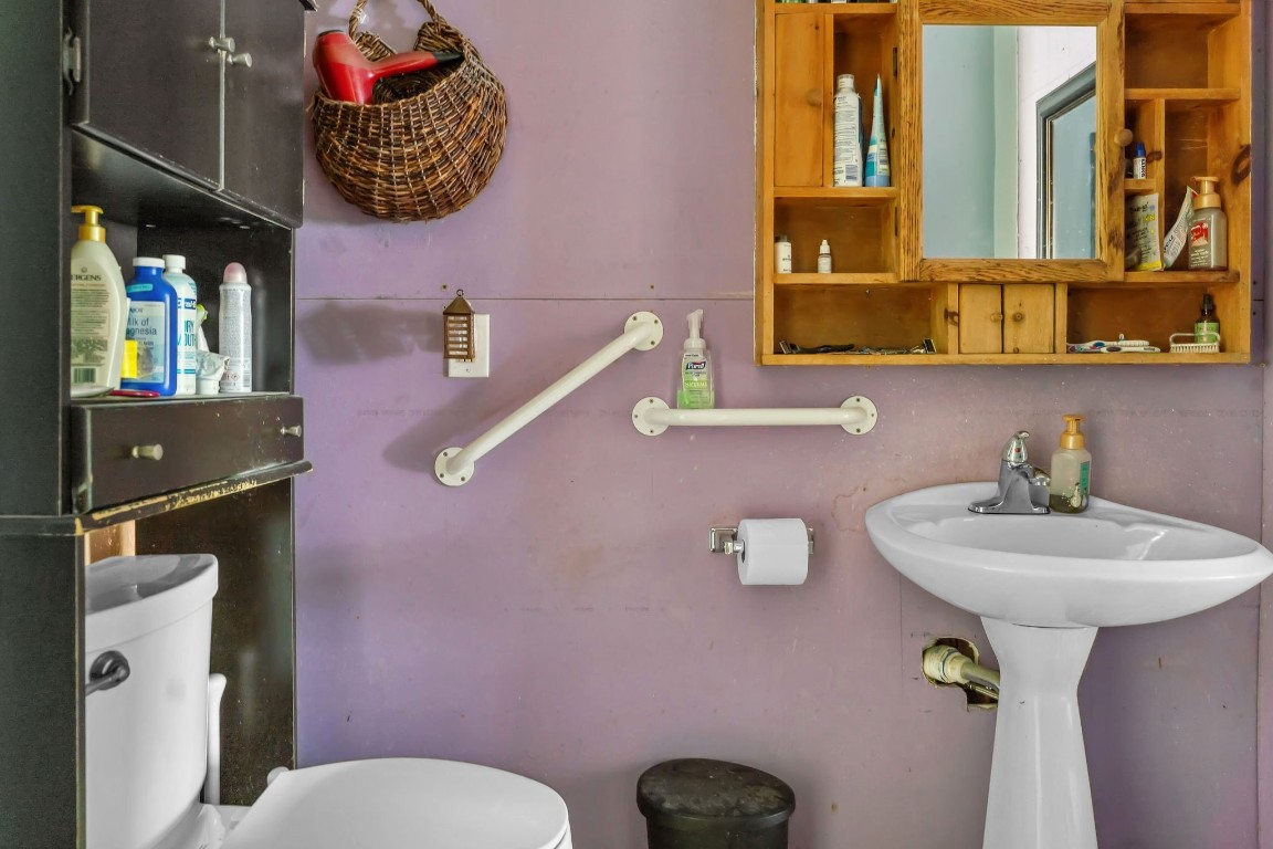 297 Springer Road Binghamton, NY 13904 - Photo 9 of 49