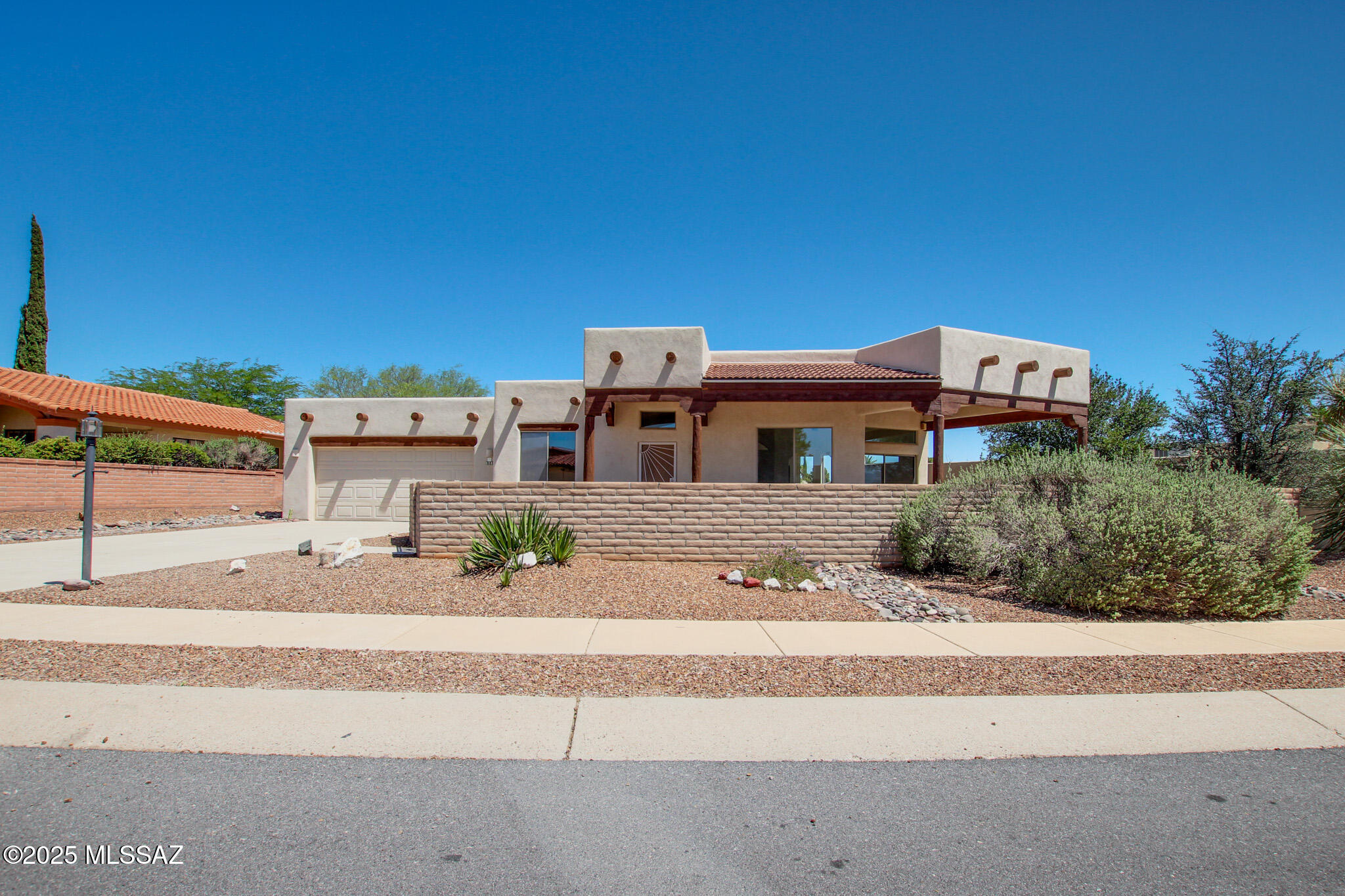 656 West Rio Moctezuma Green Valley, AZ 85614 - Photo 37 of 43 Gallery Image 37