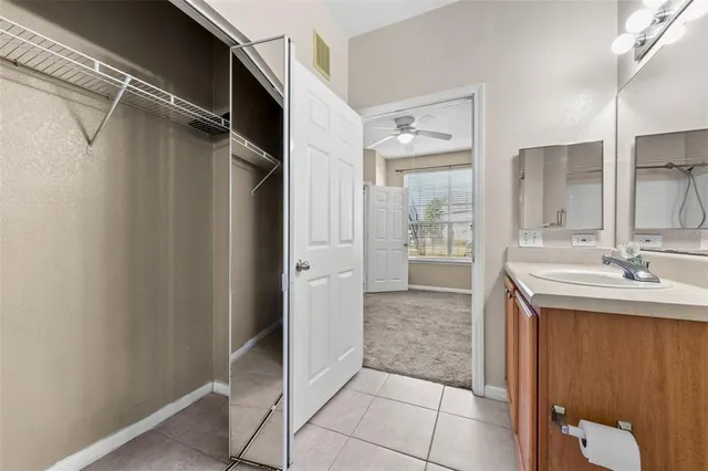 $160,000 | 8917 Lee Vista Boulevard, Unit 2807, Orlando, FL 32829