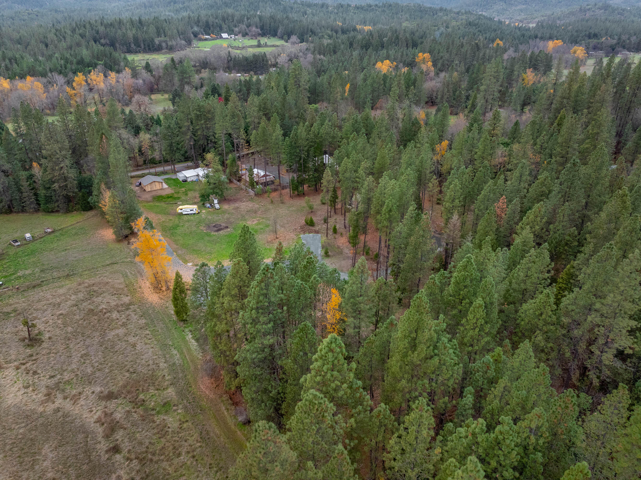 1740 Pleasant Creek Road Rogue River, OR 97537 - Photo 5 of 20 DRONE (2 of 7)
