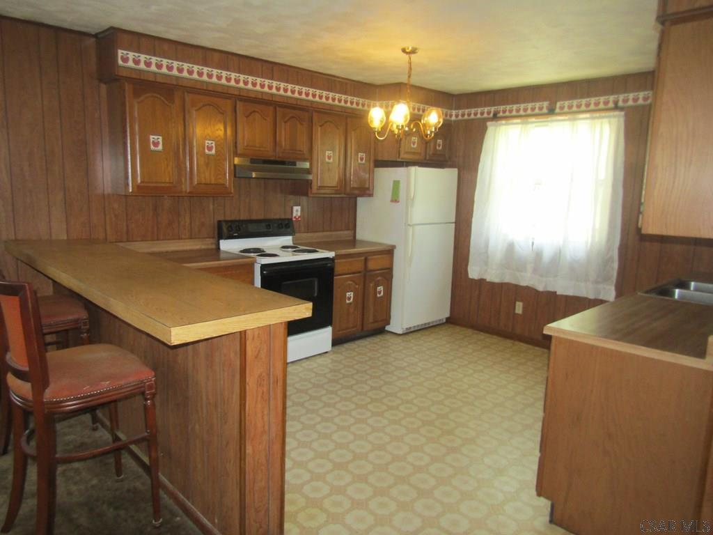 148 Barron Church Road Rockwood, PA 15557 - Photo 7 of 29