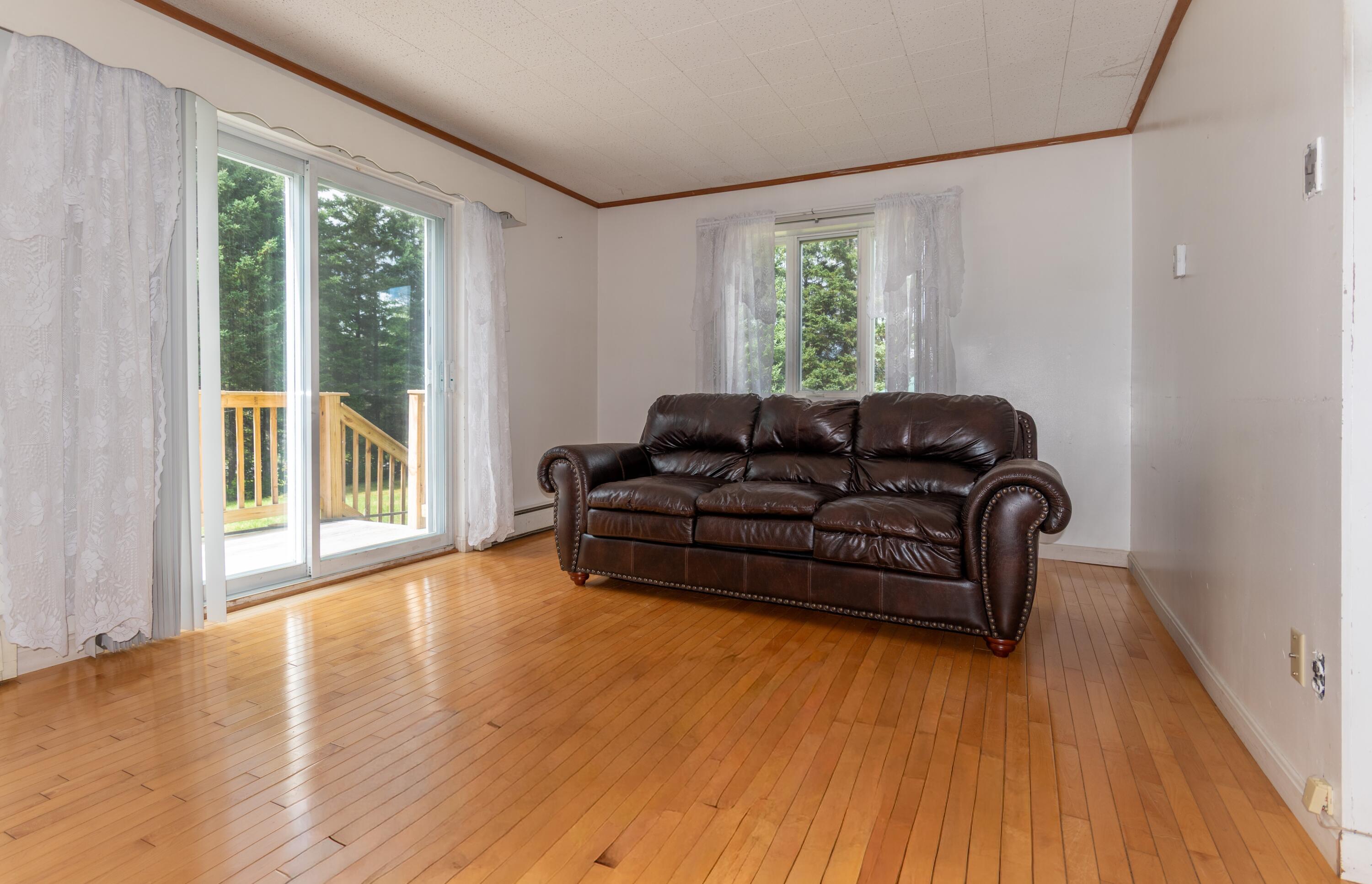 3 Fournier Road Madawaska, ME 04756 - Photo 20 of 49 Living room