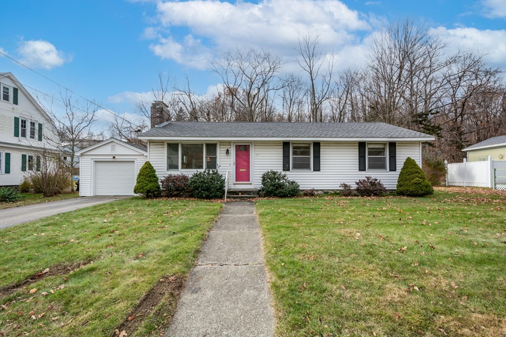 117 Malden Street Worcester, MA 01606 - Photo 2 of 25