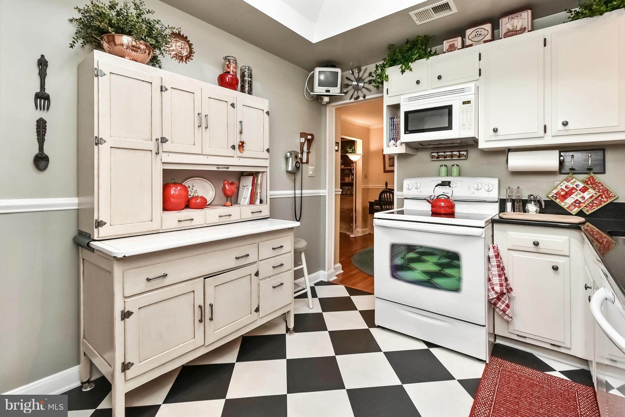 7120 Yates Ford Road Manassas, VA 20111 - Photo 11 of 26 Kitchen