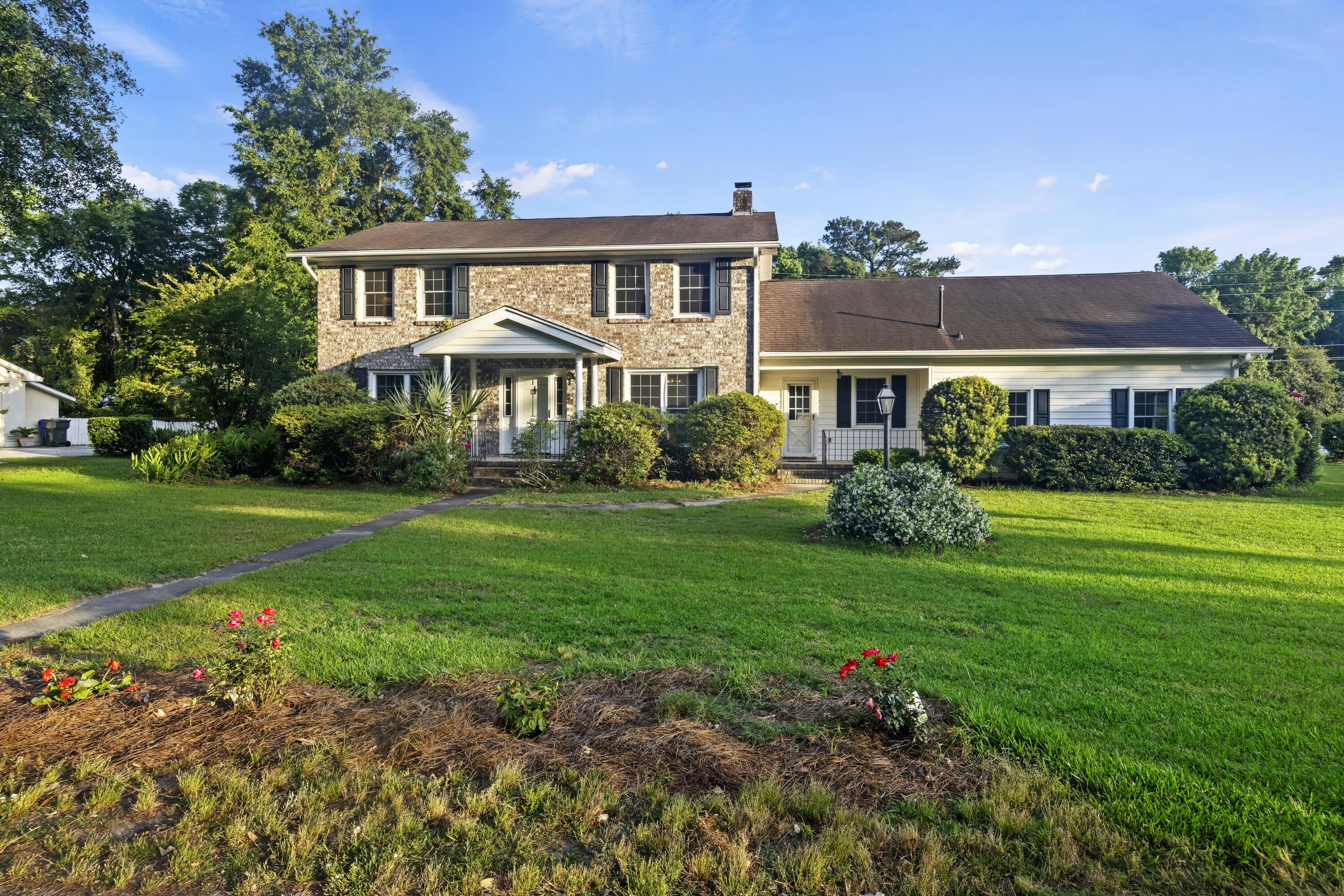 1549 Burningtree Road Charleston, SC 29412 - Photo 4 of 53 243A2150