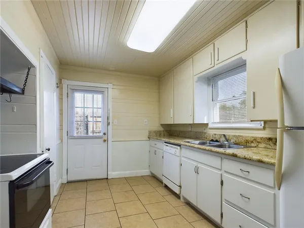 $1,600 | 1106 Milner Drive, College Station, TX 77840