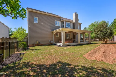 $799,000 | 805 Cricketfield Lane, Cary, NC 27518