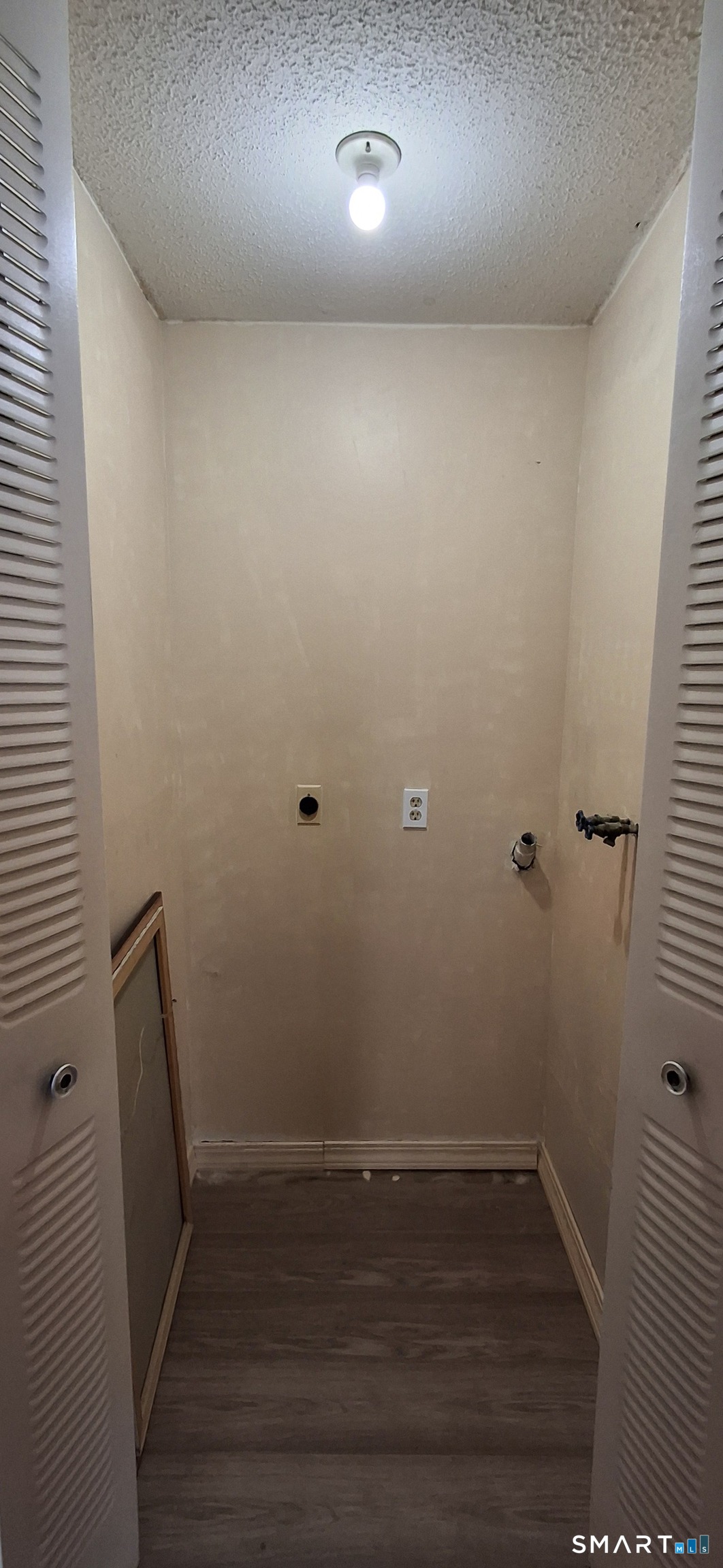 45 Stevens Street, Unit 3L Bridgeport, CT 06606 - Photo 11 of 13