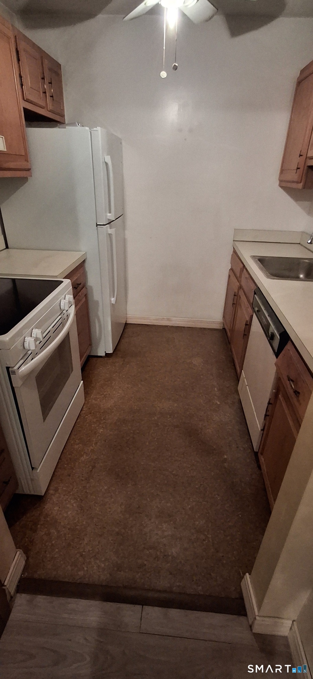 45 Stevens Street, Unit 3L Bridgeport, CT 06606 - Photo 12 of 13