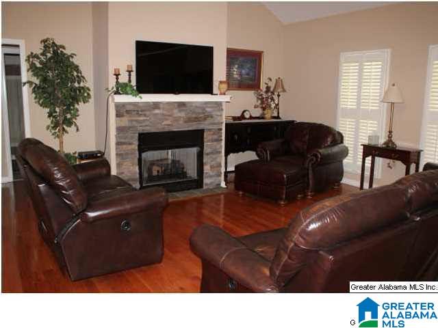 935 Frances Circle Clanton, AL 35045 - Photo 6 of 26