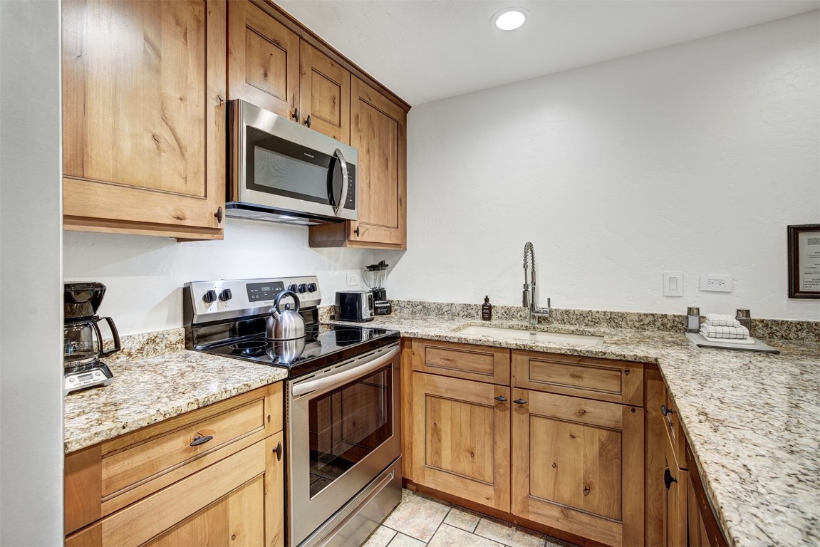 405 Village Road, Unit 103 Breckenridge, CO 80424 - Photo 9 of 45 Gallery Image 9