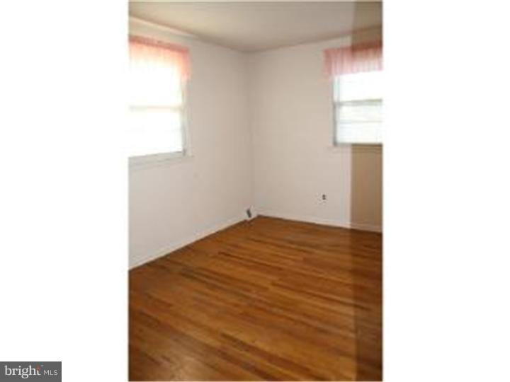 7409 Hill Road Philadelphia, PA 19128 - Photo 9 of 12 Gallery Image 9