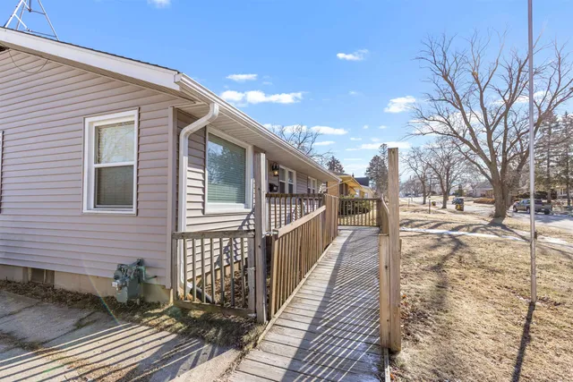 $160,000 | 2316 Cornell Drive, Rockford, IL 61108