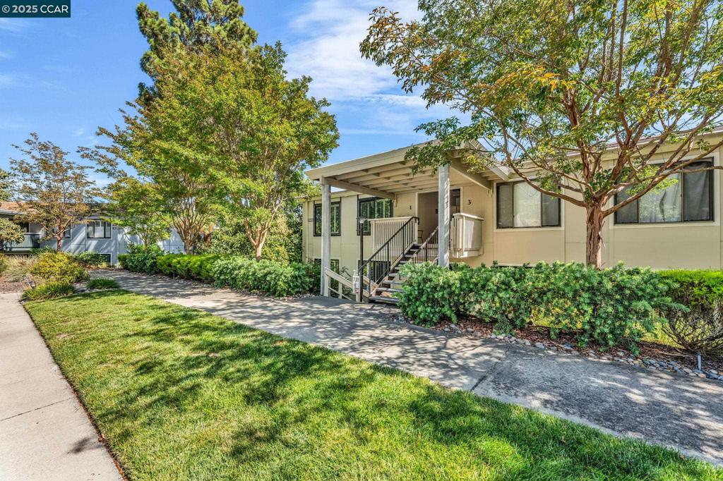 1935-1935 Golden Rain Road, Unit 1 Walnut Creek, CA 94595 - Photo 3 of 46