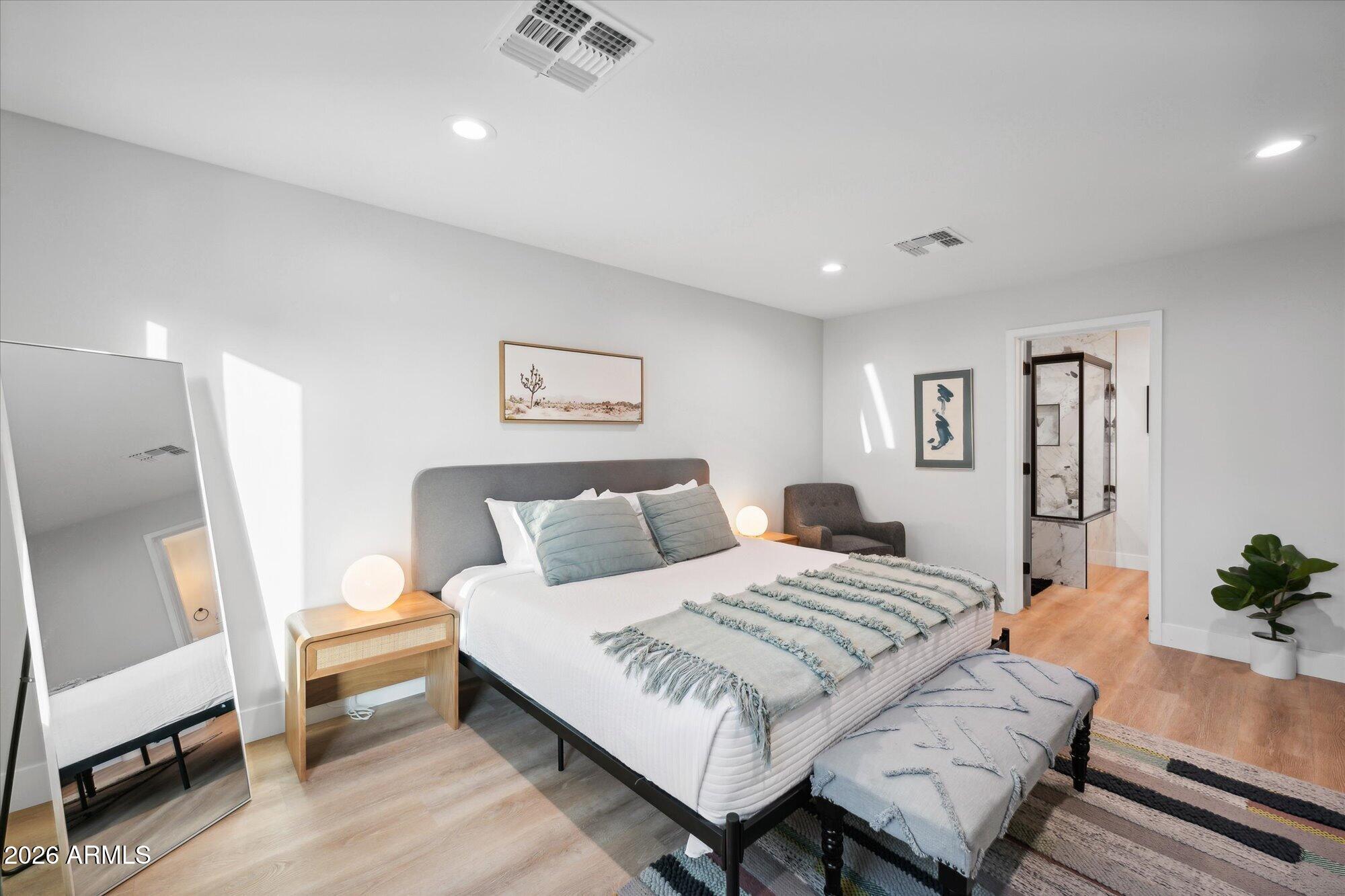 3802 East Piccadilly Road Phoenix, AZ 85018 - Photo 23 of 34