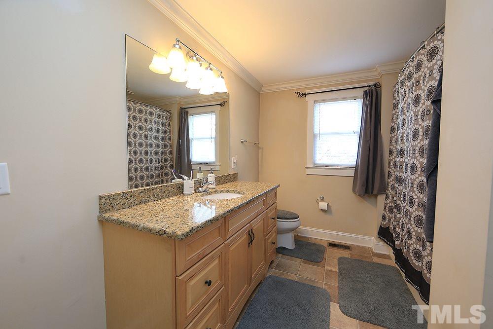 203 Webb Street Roxboro, NC 27573 - Photo 13 of 20