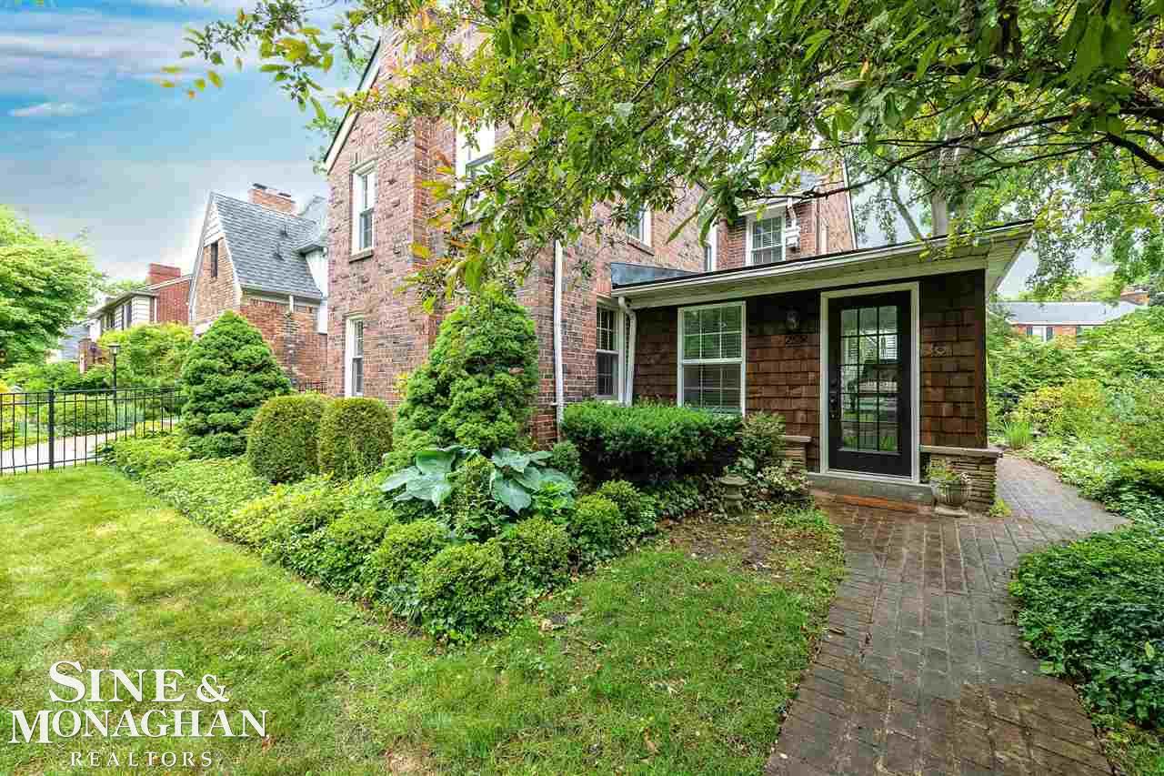 258 McMillan Road Grosse Pointe Farms, MI 48236 - Photo 36 of 41
