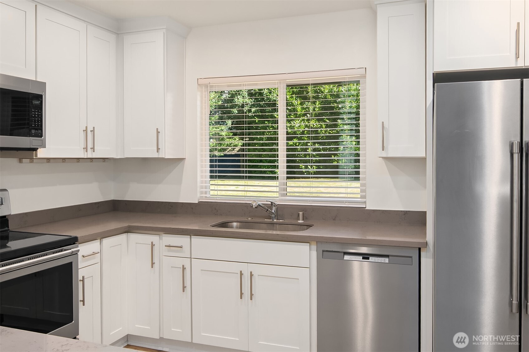 4910 Northeast 7th Street Renton, WA 98059 - Photo 12 of 26