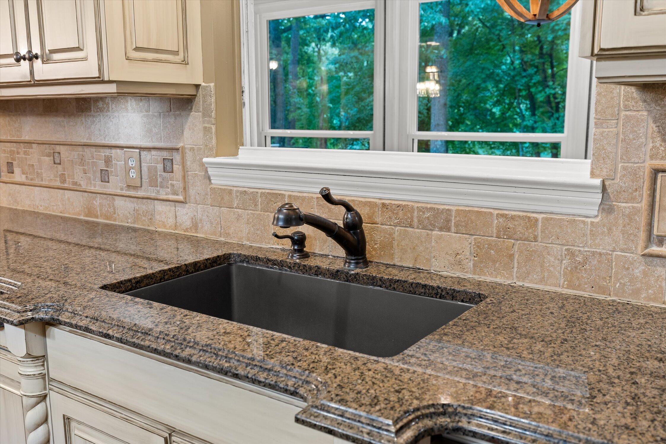 960 Shell Cracker Lane Cohutta, GA 30710 - Photo 17 of 65 Kitchen