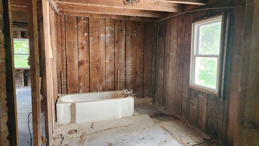 10324 Standing Stone Road Huntingdon, PA 16652 - Photo 20 of 71 Gallery Image 20