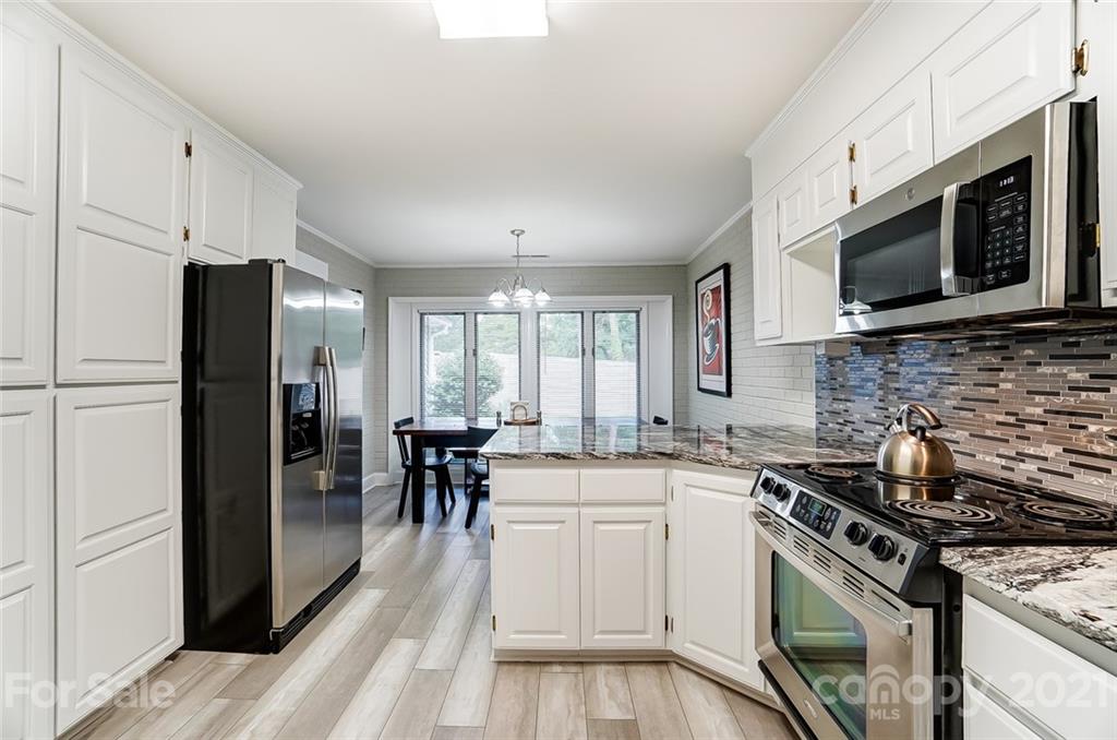 2015 Weddington Road Matthews, NC 28105 - Photo 18 of 47 Gallery Image 18