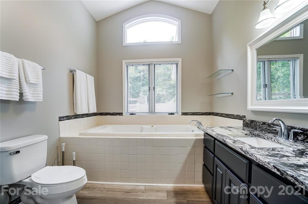 2015 Weddington Road Matthews, NC 28105 - Photo 24 of 47 Gallery Image 24