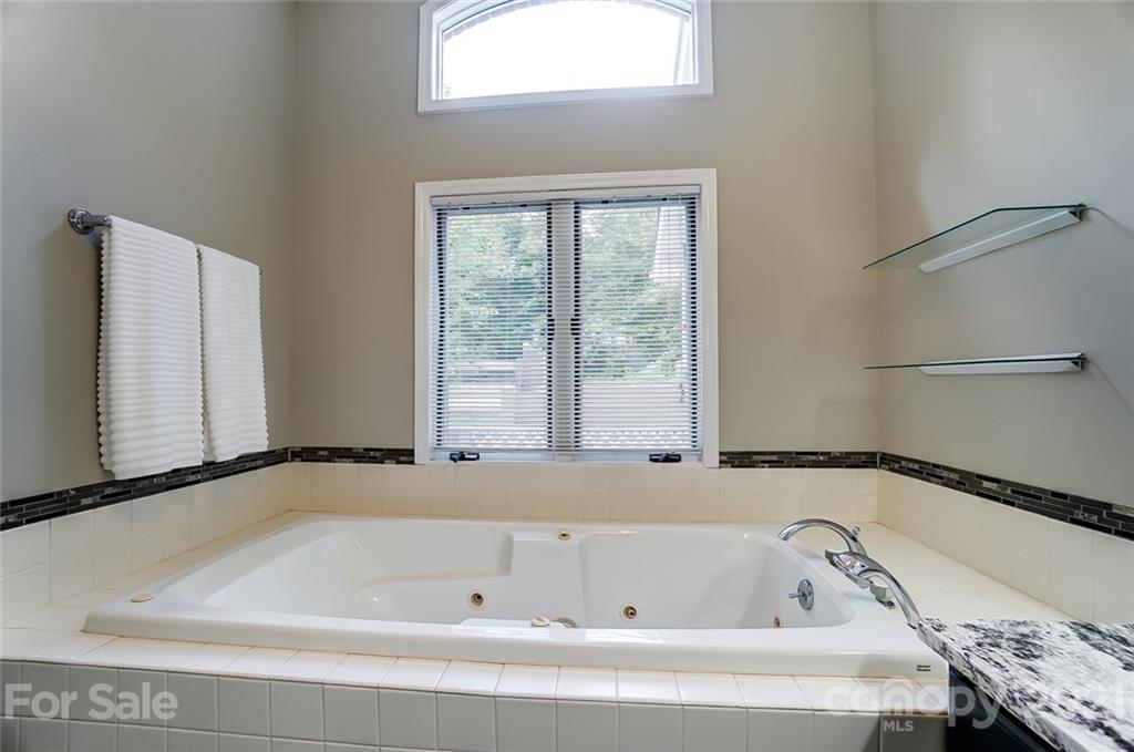 2015 Weddington Road Matthews, NC 28105 - Photo 26 of 47 Gallery Image 26
