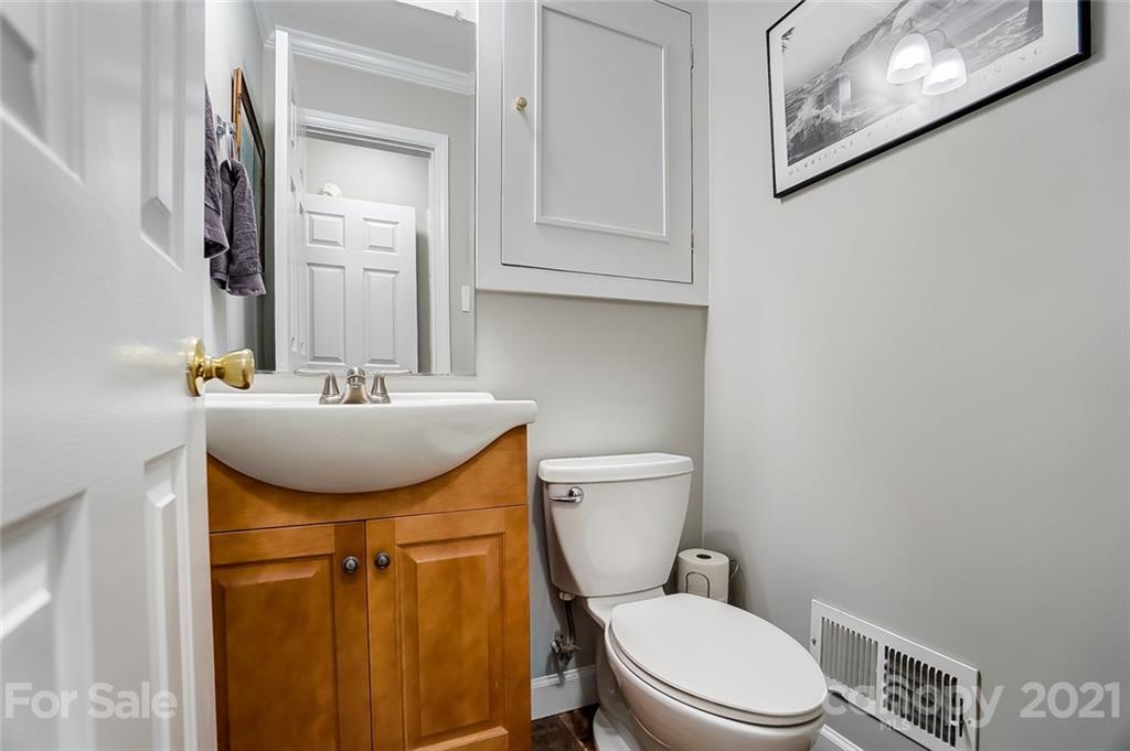 2015 Weddington Road Matthews, NC 28105 - Photo 28 of 47 Gallery Image 28