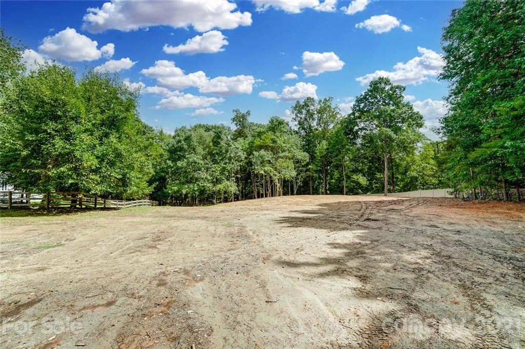 2015 Weddington Road Matthews, NC 28105 - Photo 45 of 47 Gallery Image 45