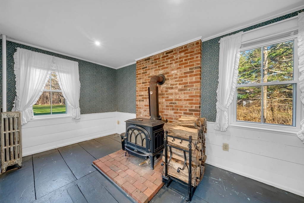 63 South Hampton Road Amesbury, MA 01913 - Photo 23 of 39