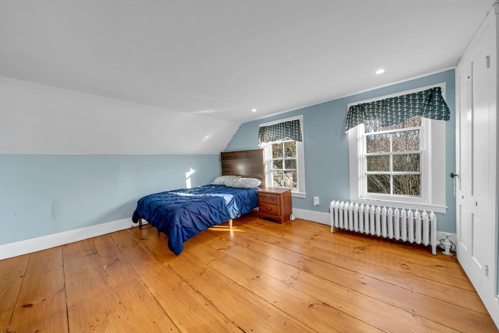 63 South Hampton Road Amesbury, MA 01913 - Photo 31 of 39