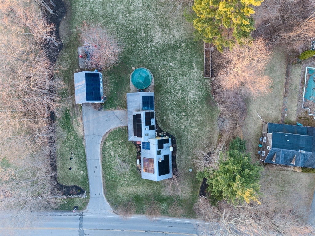 63 South Hampton Road Amesbury, MA 01913 - Photo 6 of 39