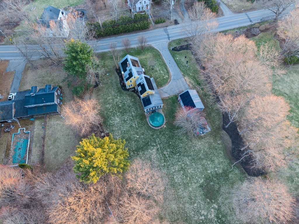 63 South Hampton Road Amesbury, MA 01913 - Photo 8 of 39