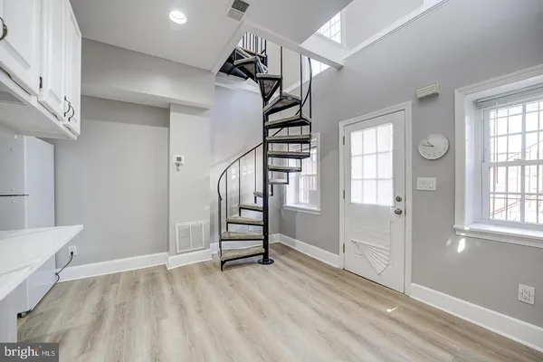 $2,350 | 1213 12th Street Northwest, Unit C, Washington, DC 20005