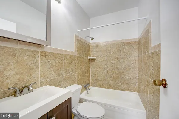 $2,350 | 1213 12th Street Northwest, Unit C, Washington, DC 20005