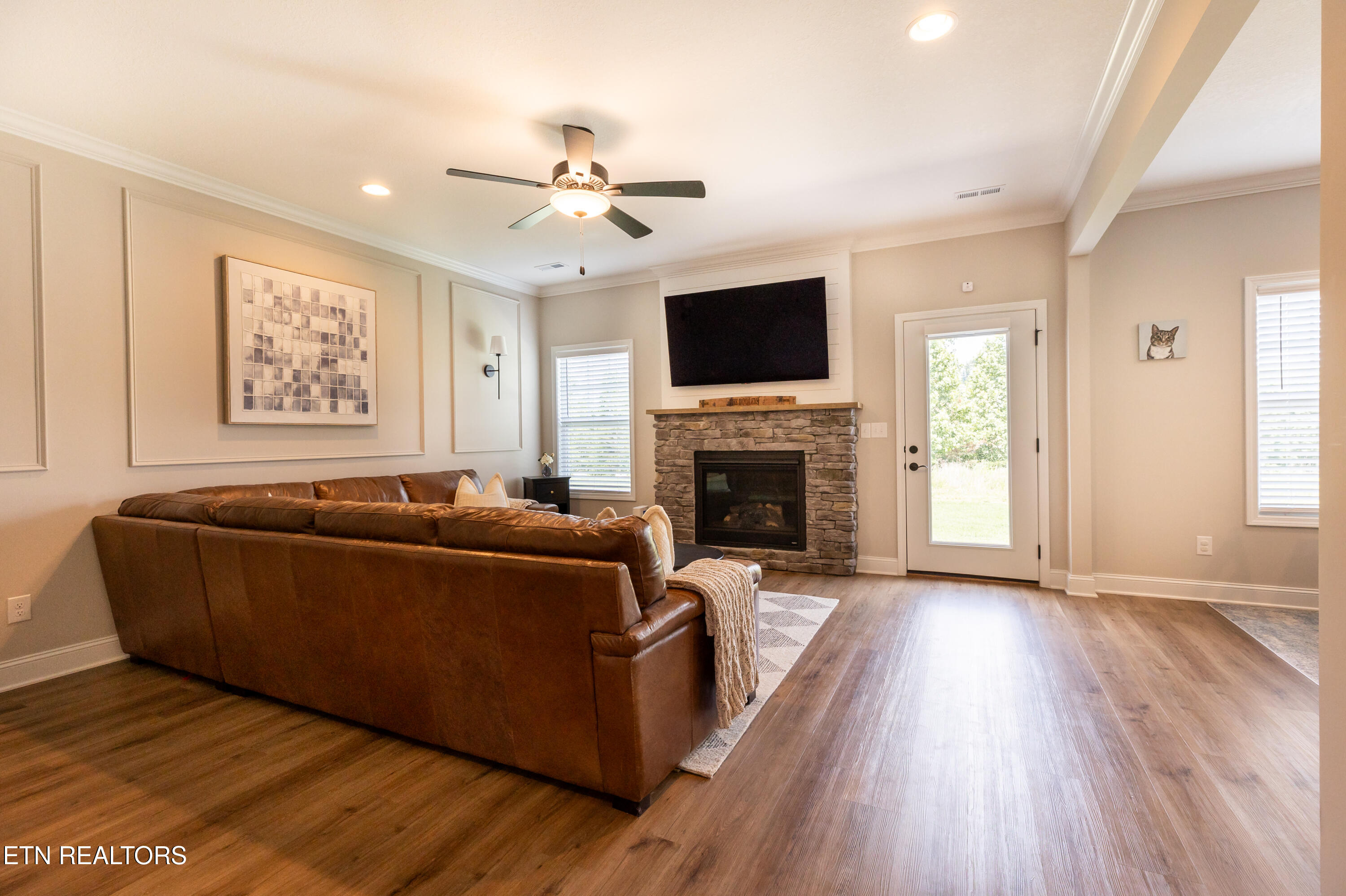 117 Songberry Street Oak Ridge, TN 37830 - Photo 4 of 23 joywildflowerphotography--12