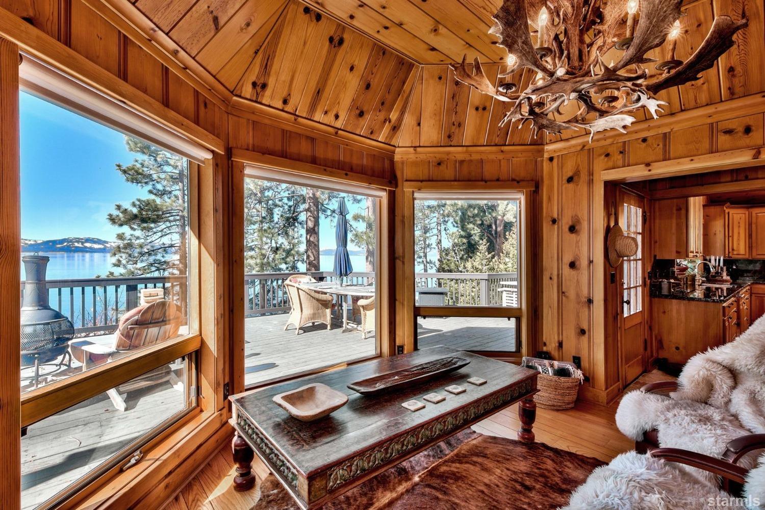 1472 Flowers Glenbrook, NV 89413 - Photo 16 of 25 a living room with furniture