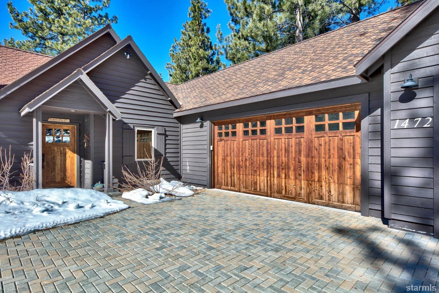 1472 Flowers Glenbrook, NV 89413 - Photo 8 of 25 a front view of a house with garden