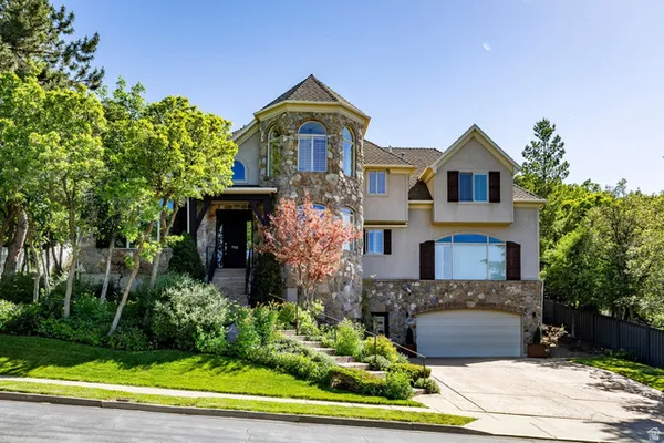 $1,425,000 | 702 Woodbriar Way, North Salt Lake, UT 84054