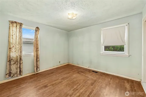 $325,000 | 5115 South Cushman Avenue, Tacoma, WA 98408