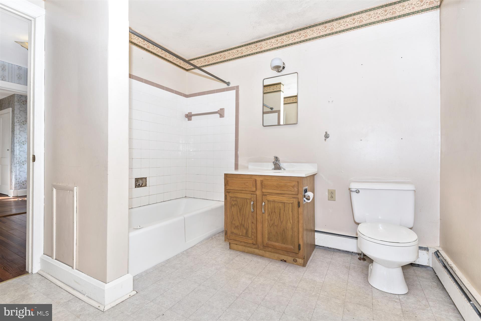 22326 Cave Hill Road Smithsburg, MD 21783 - Photo 20 of 30 Full Bath Upstairs