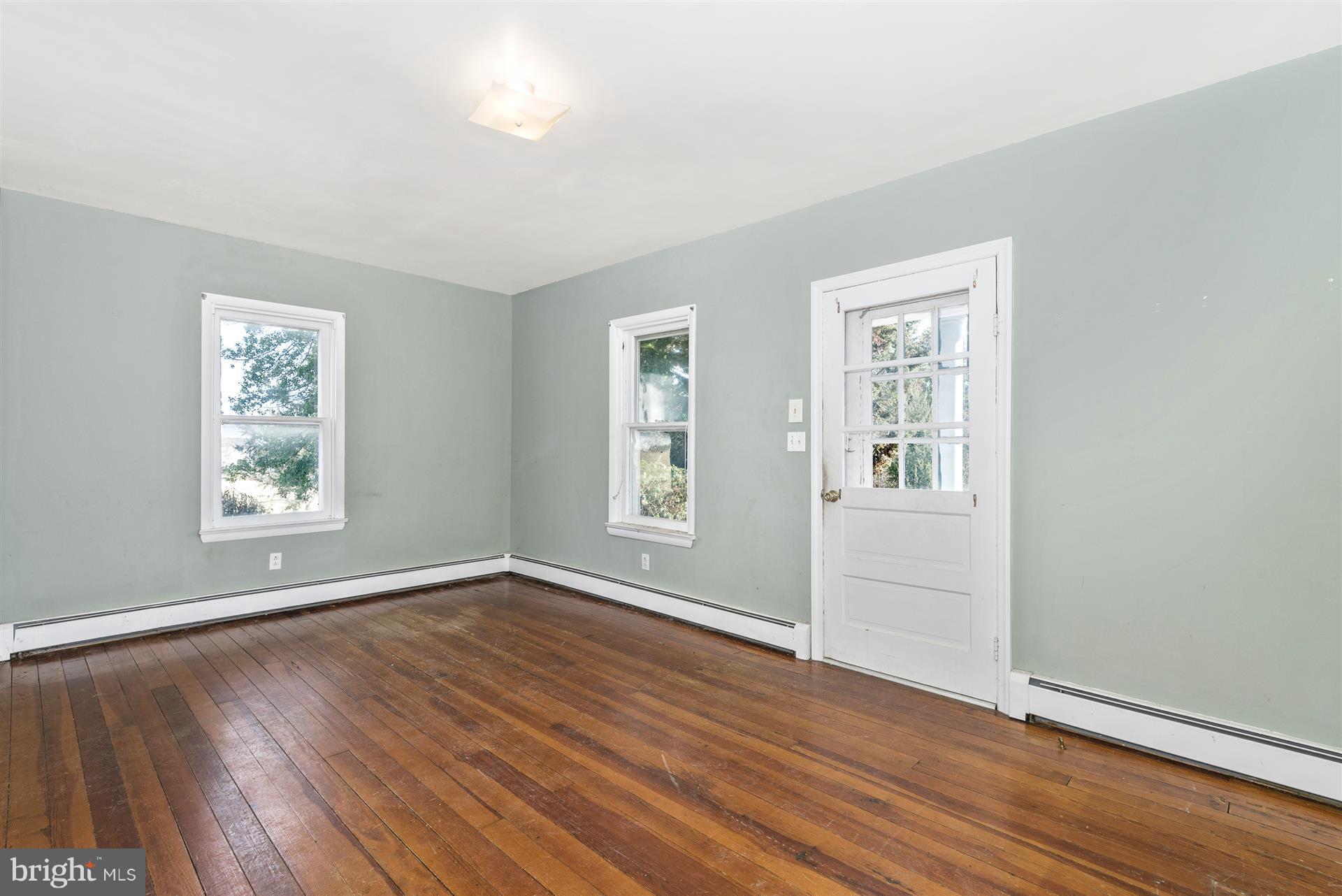 22326 Cave Hill Road Smithsburg, MD 21783 - Photo 10 of 30 Dining Room