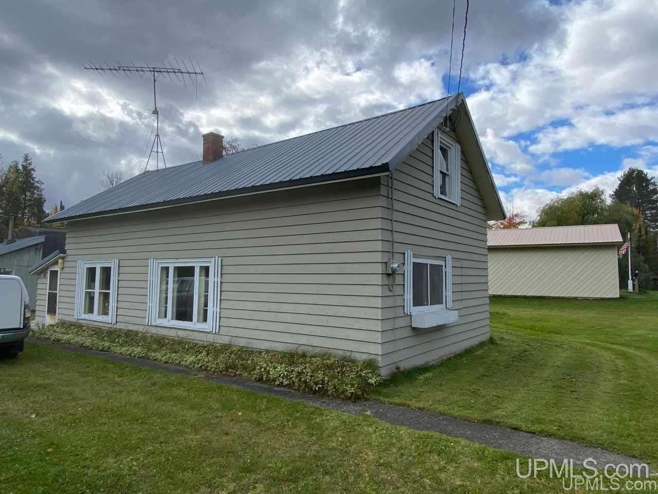 26205 Portage Entry Road Chassell, MI 49916 - Photo 1 of 21 Gallery Image 1
