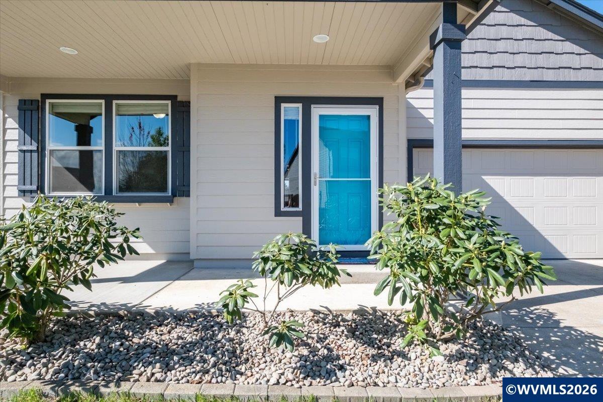 2764 Northwest Weather Stone Street Albany, OR 97321 - Photo 4 of 39