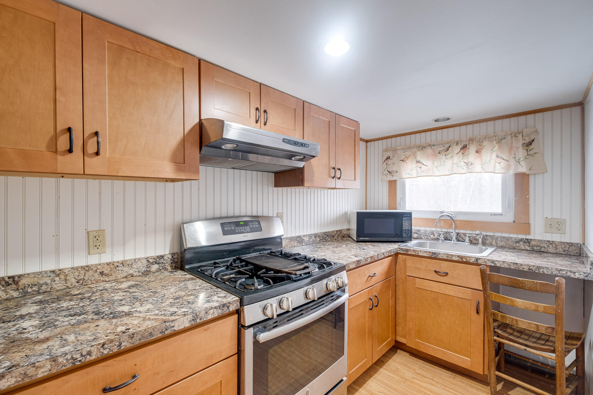 478 Boothbay Road Edgecomb, ME 04556 - Photo 2 of 32 478 Boothbay Rd_Edgecomb_26
